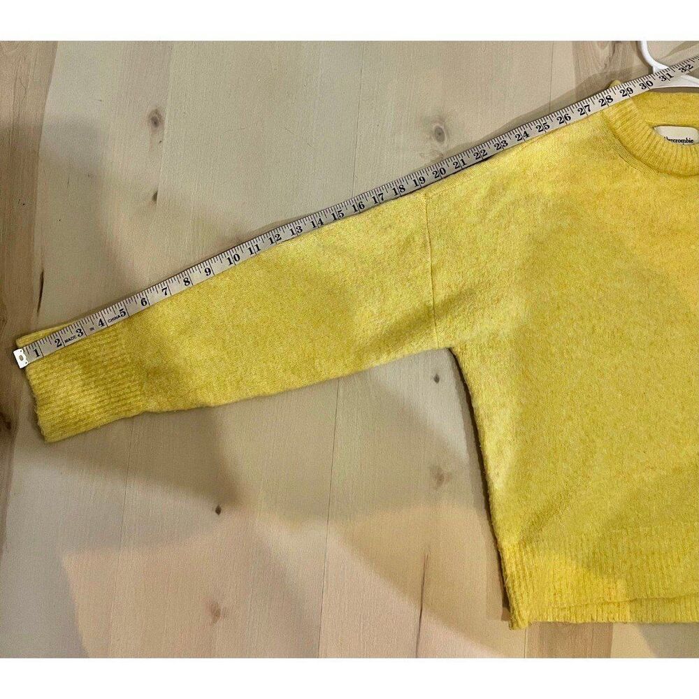 Abercrombie & Fitch Women Small Sunny Butter Yellow Knit Crewneck Sweatshirt - Picture 8 of 9